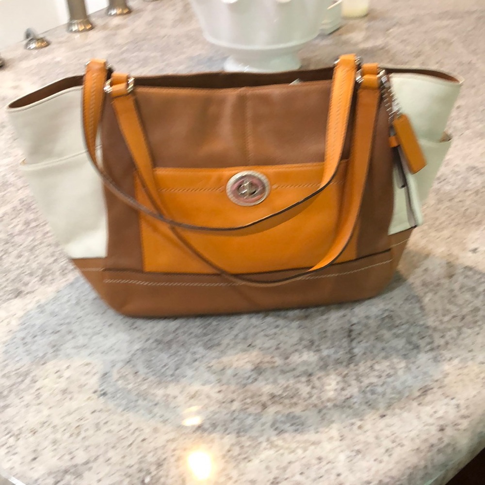 Coach tri color tan shoulder bag
